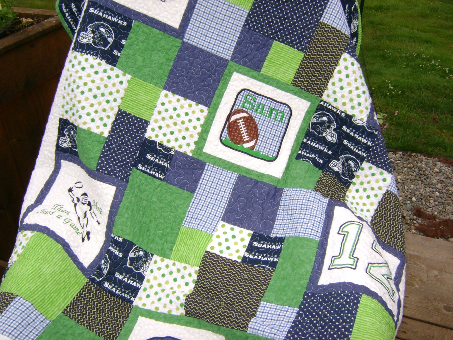 Have it Your Way Quilt Pattern ~ great pattern to make stunning team quilts, GO hawks!!