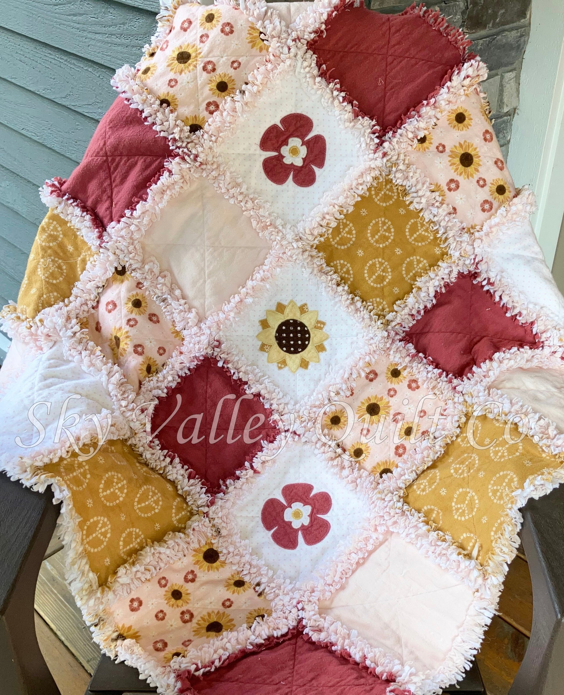 Finished and ready to ship Rag Quilt ~ Peaceful sunflowers, gold maroon and pink, with applique flowers!