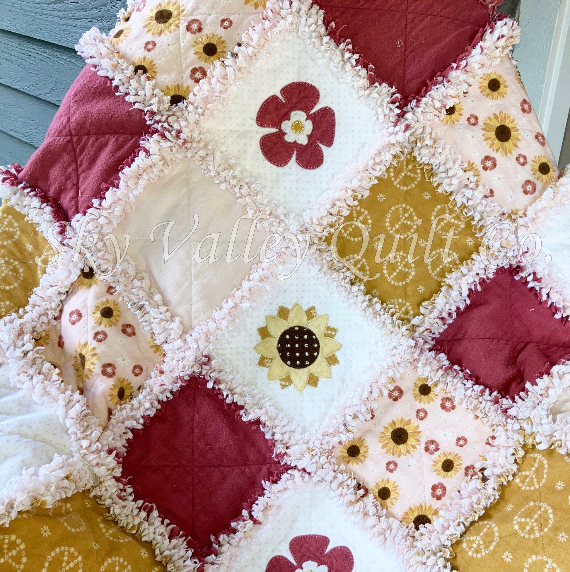 Finished and ready to ship Rag Quilt ~ Peaceful sunflowers, gold maroon and pink, with applique flowers!