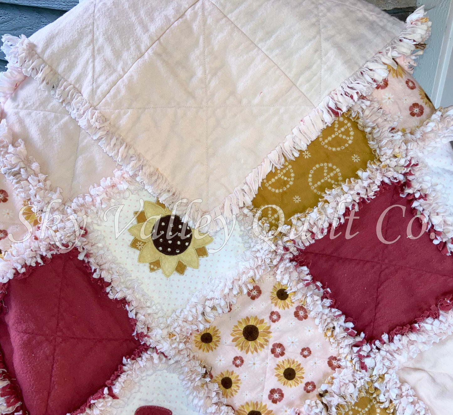 Finished and ready to ship Rag Quilt ~ Peaceful sunflowers, gold maroon and pink, with applique flowers!