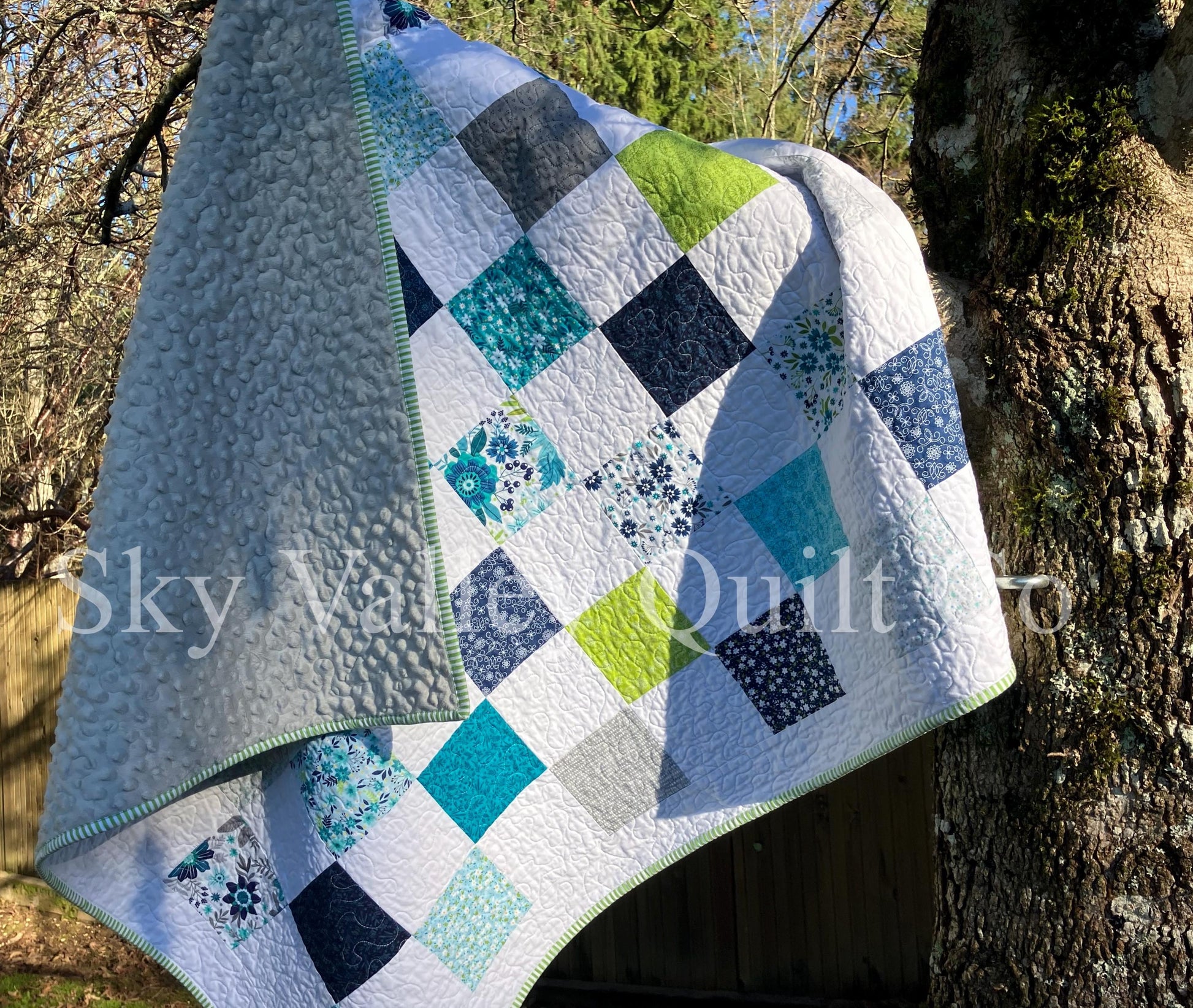 Precut traditional pieced Quilt kit ~ Benartex Among the wildflowers