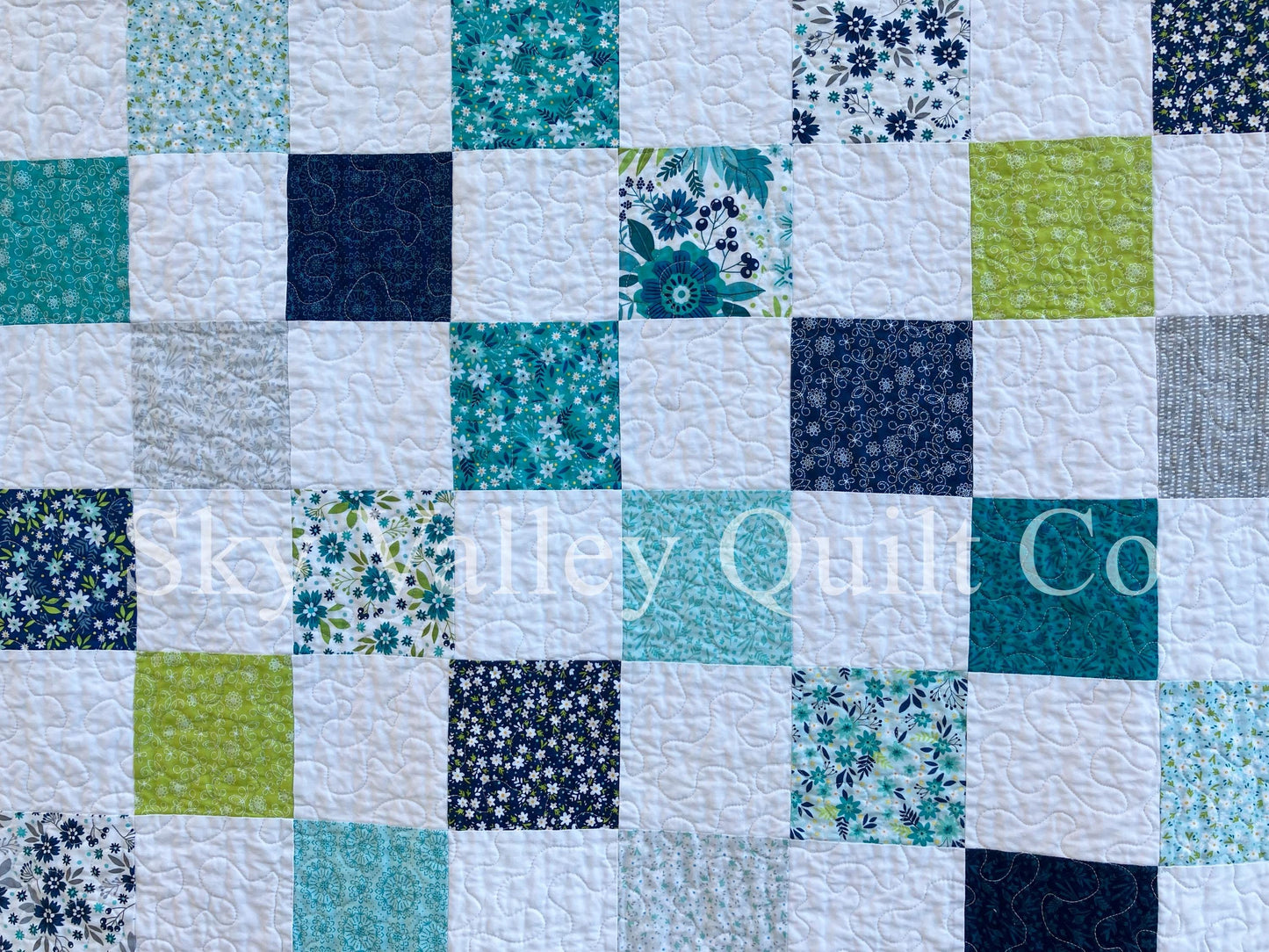 Precut traditional pieced Quilt kit ~ Benartex Among the wildflowers